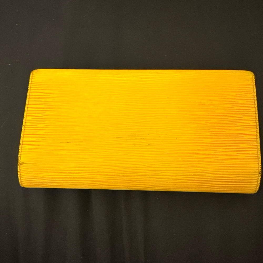 Louis Vuitton Vintage w/COA Vibrant Yellow Tresor Wallet w/ purple lining AS IS - Picture 2 of 9